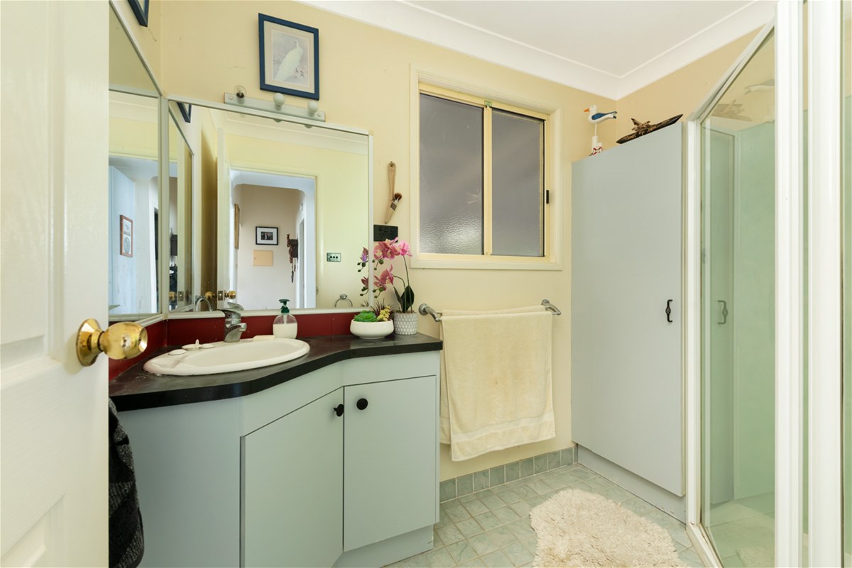 Charming Home in a Peaceful 11