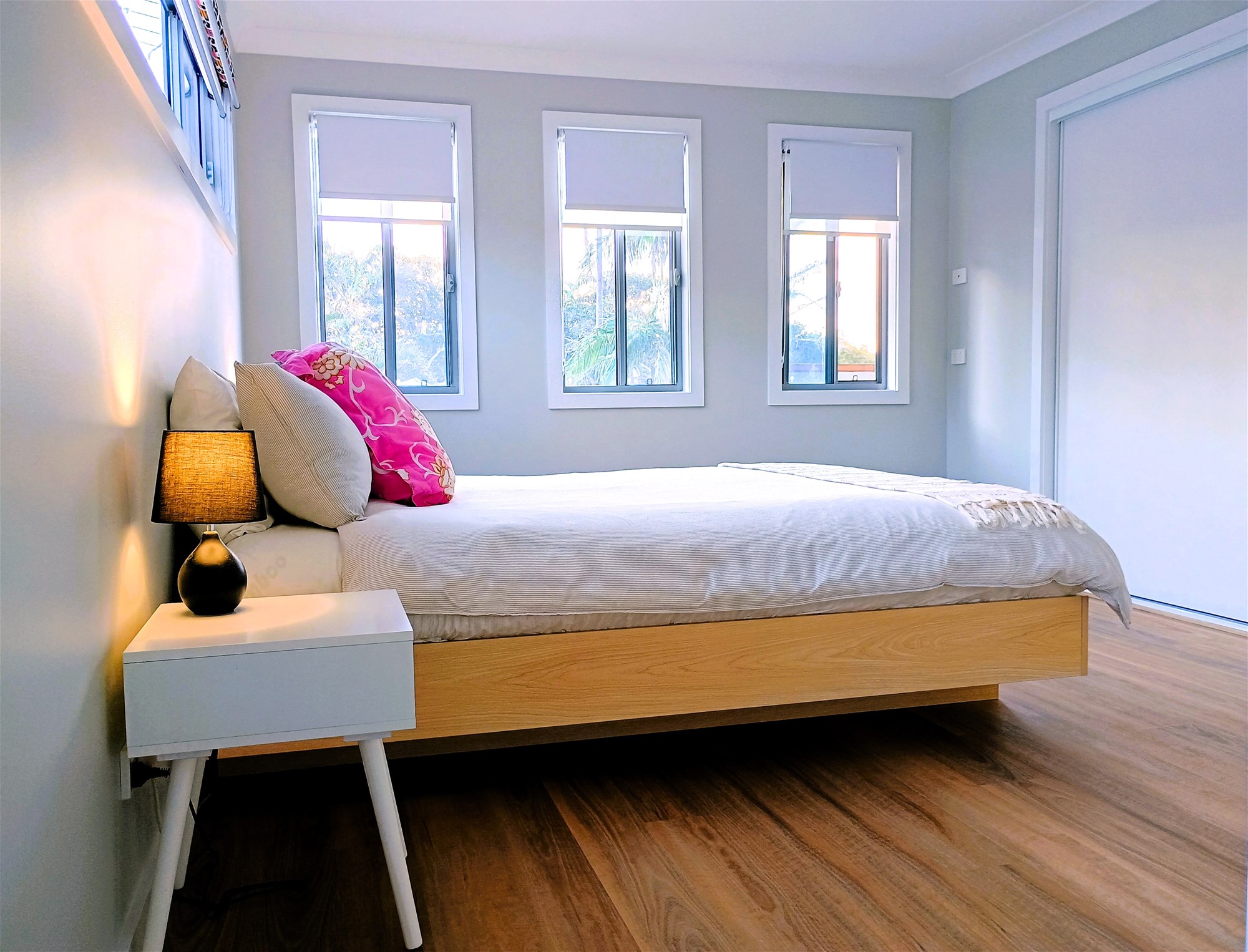 Sparkling new beach house in 11