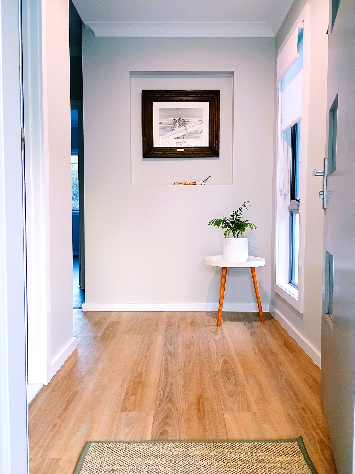 Sparkling new beach house in 8