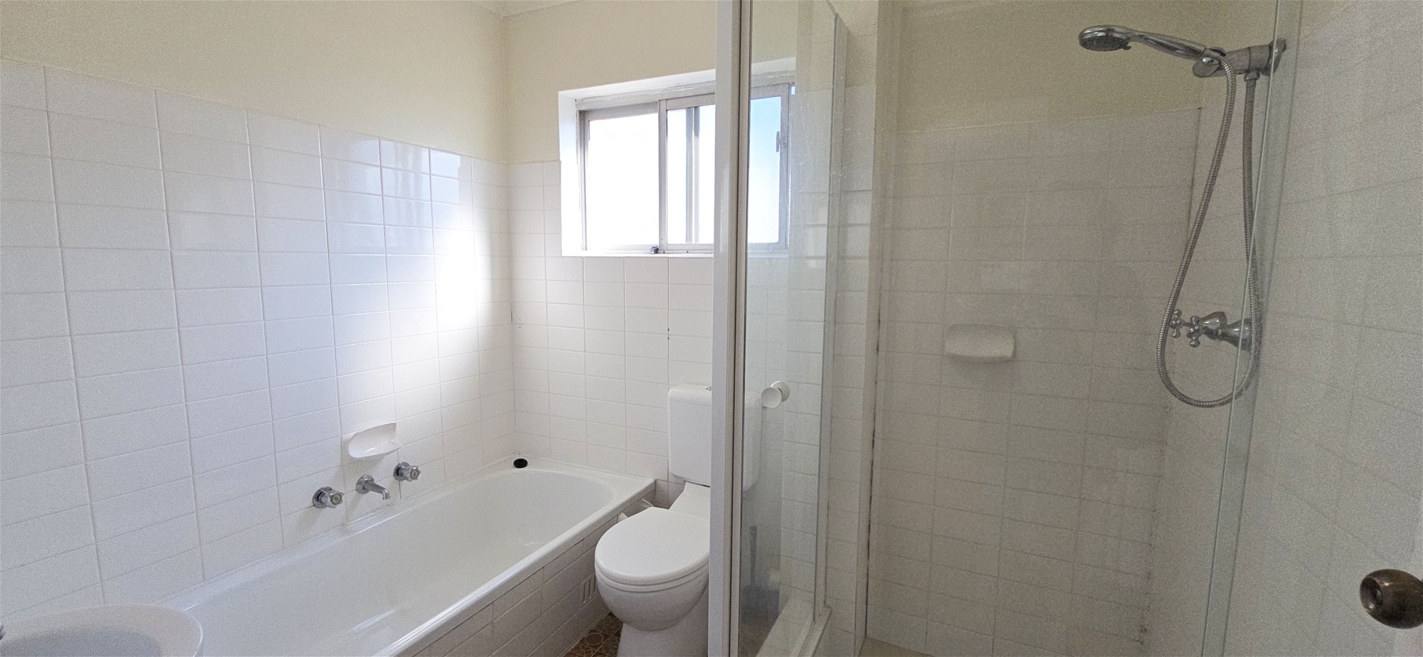 Comfortable Unit for Sale in 6
