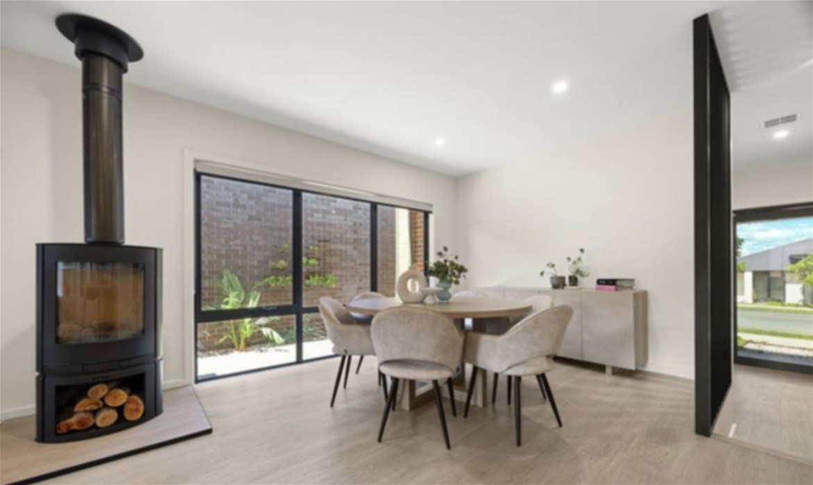 “Stunning Family Home in the 3