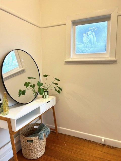 Charming Family Home with Room 3