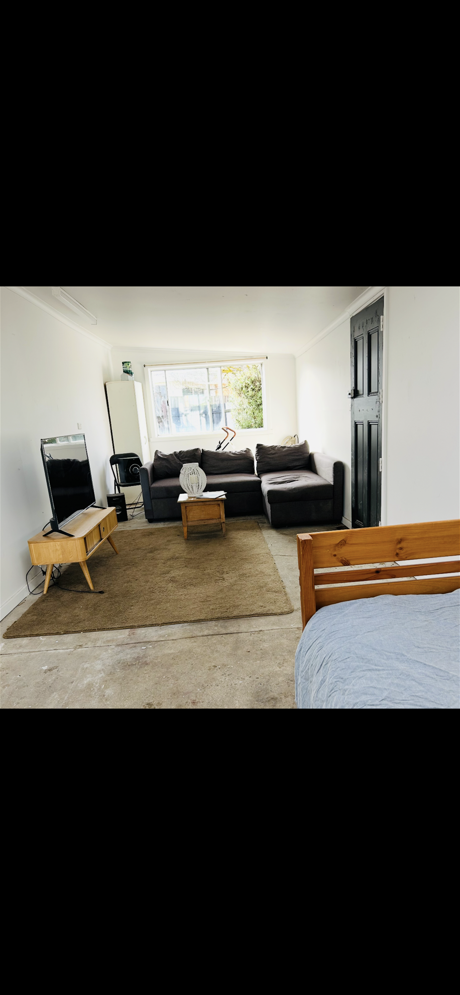 Charming Family Home with Room 19