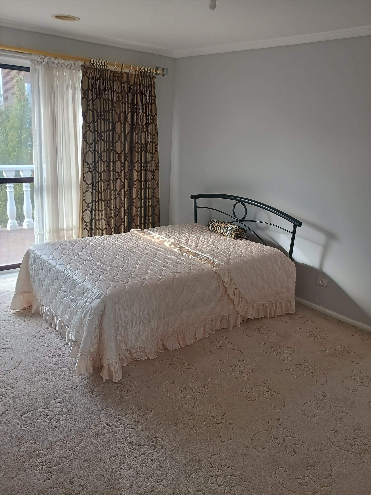 “Charming Family Home in Coveted 15