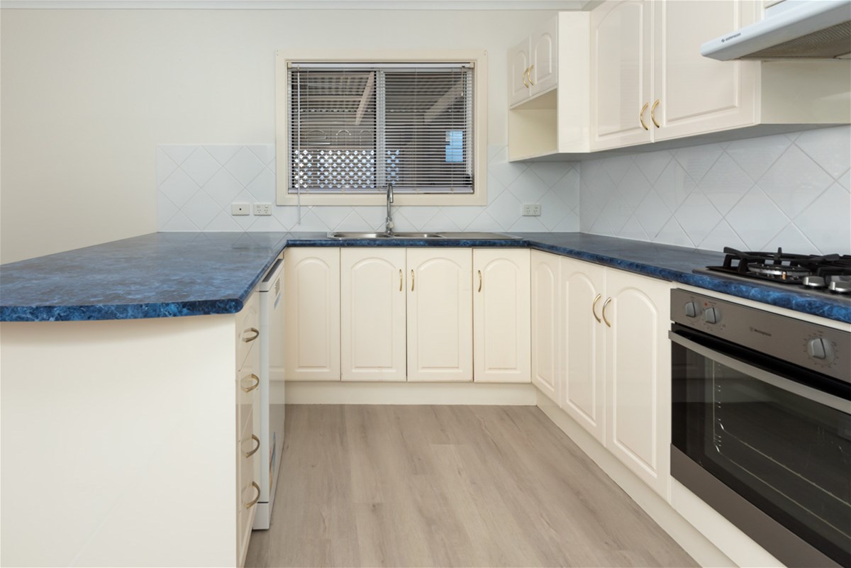 3 bedroom + study in 10