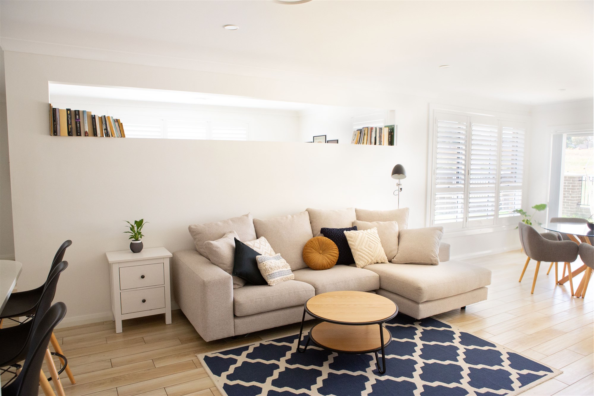 Modern low-maintenance home 4