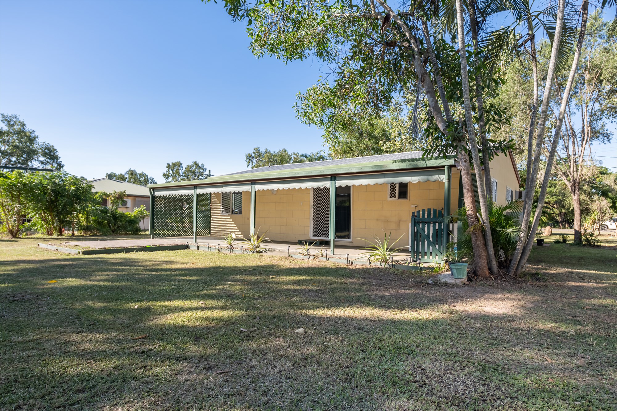 Beautiful Family Home on Acreage 25