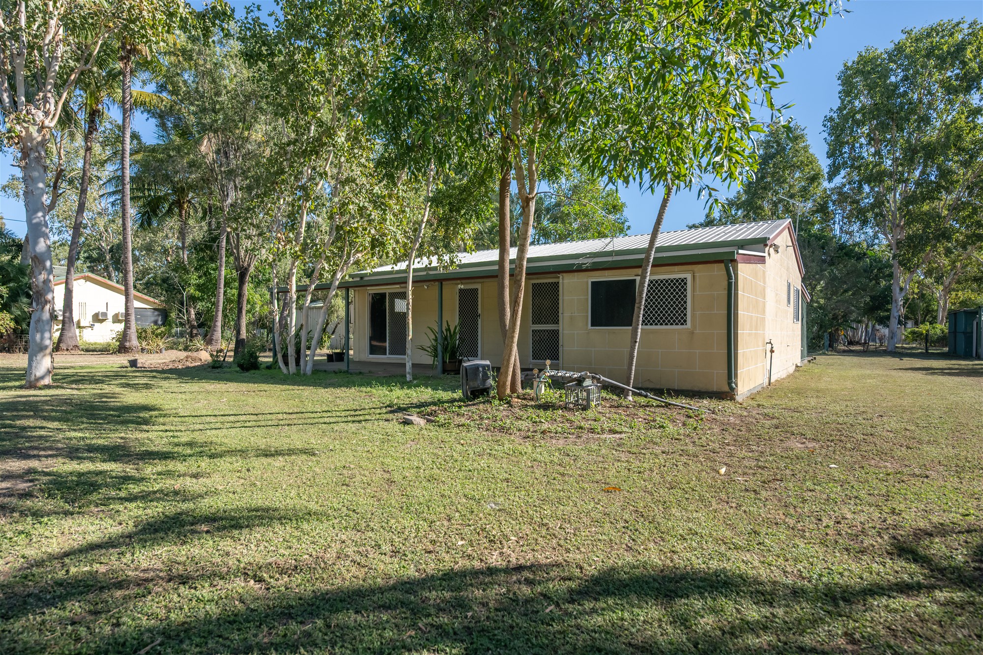 Beautiful Family Home on Acreage 3