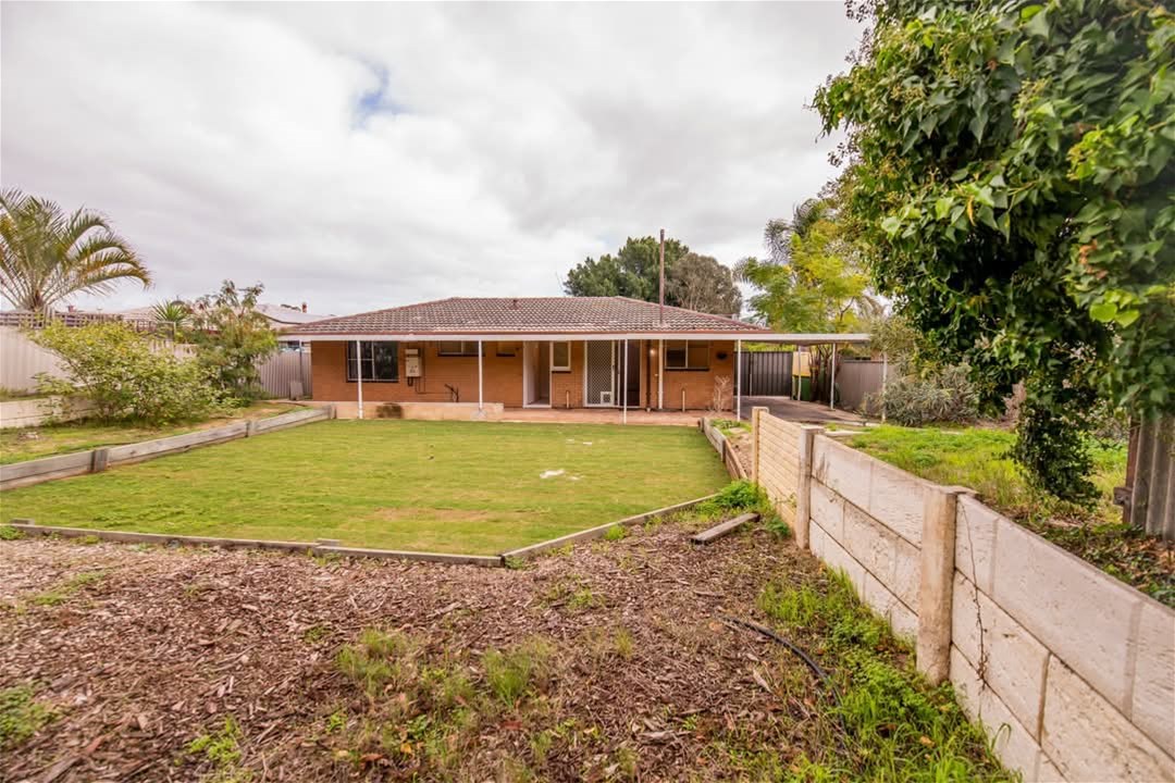 Beautiful family home or investors 15