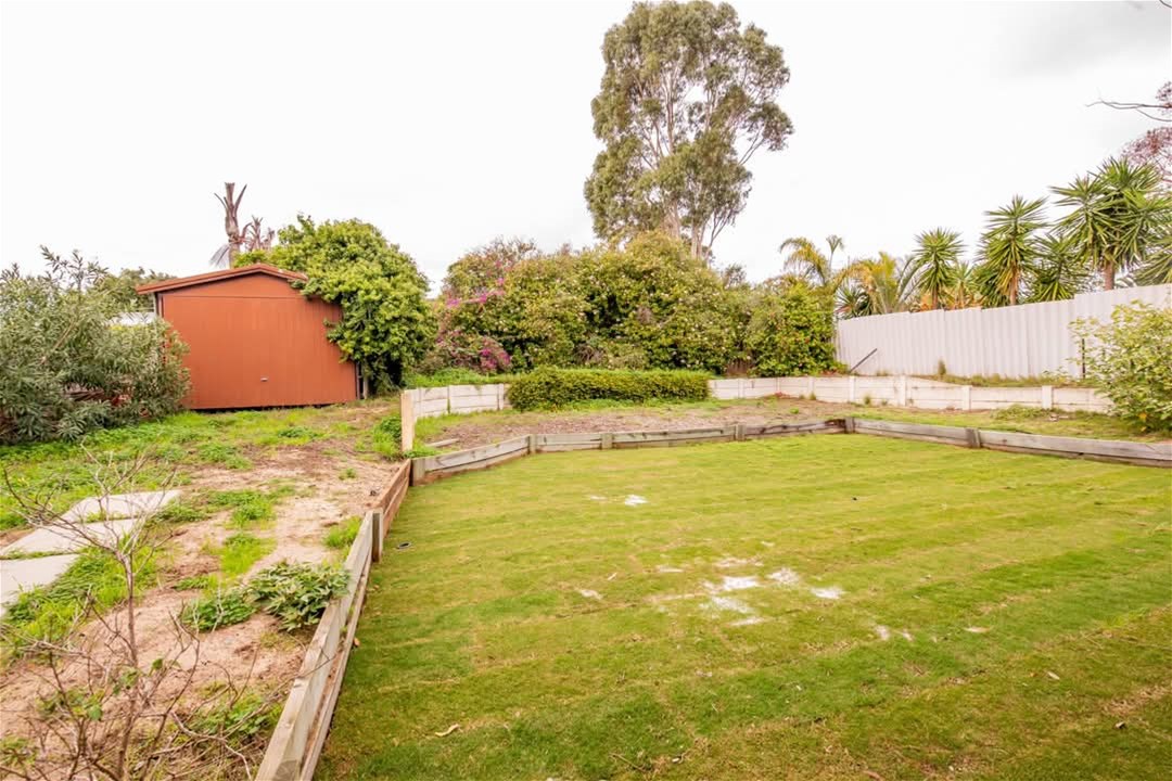 Beautiful family home or investors 16