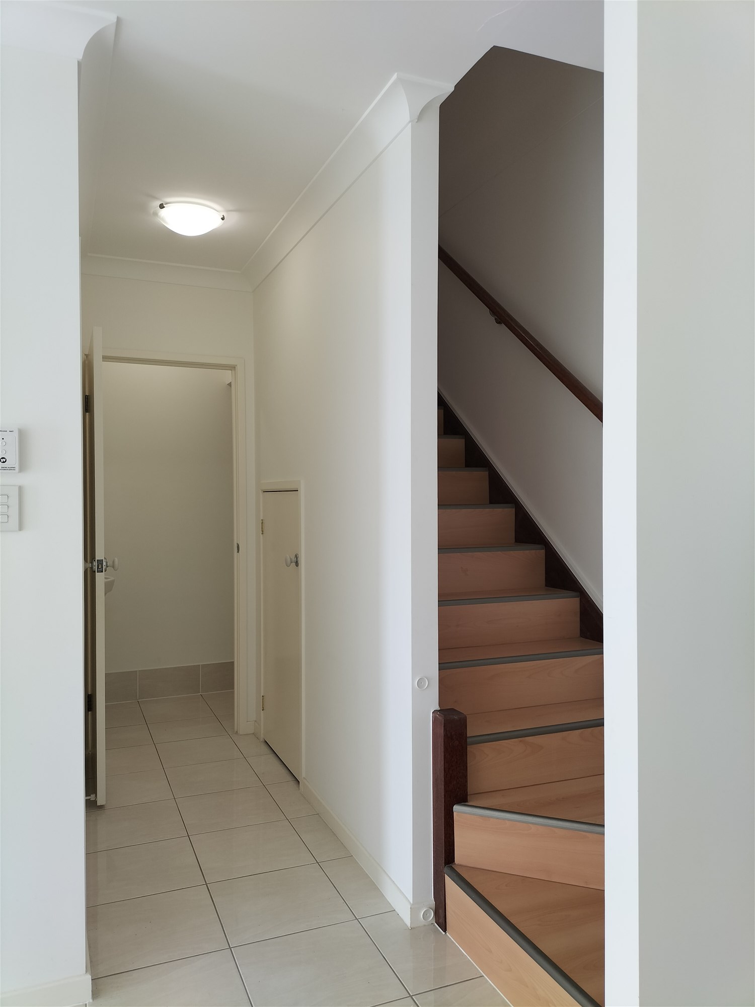 Modern Home in Sought-After Fitzgibbon 4