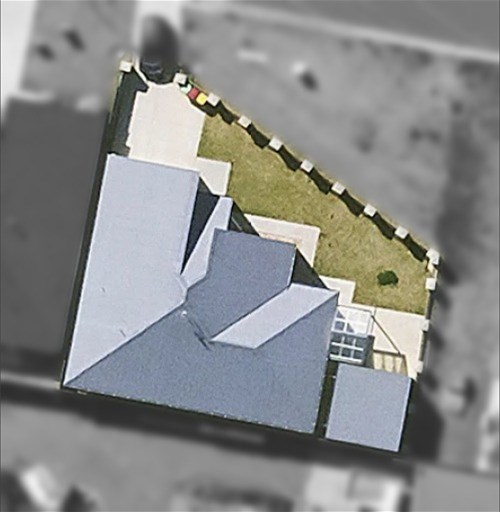 Modern low-maintenance home 9