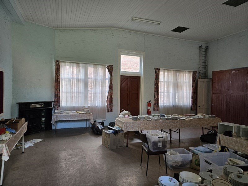 Price reduced $5.5m to $5.95m 9