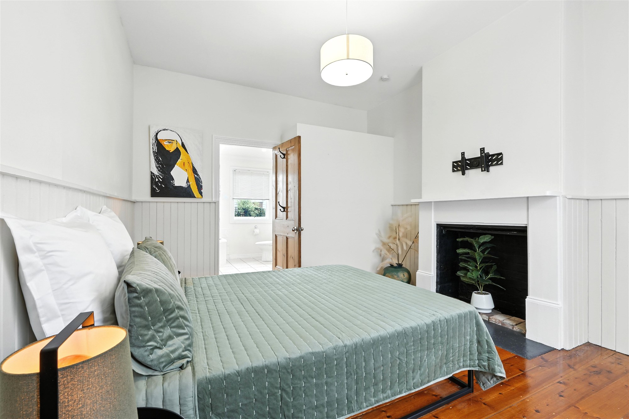 Bergman: An elegant Federation home 21