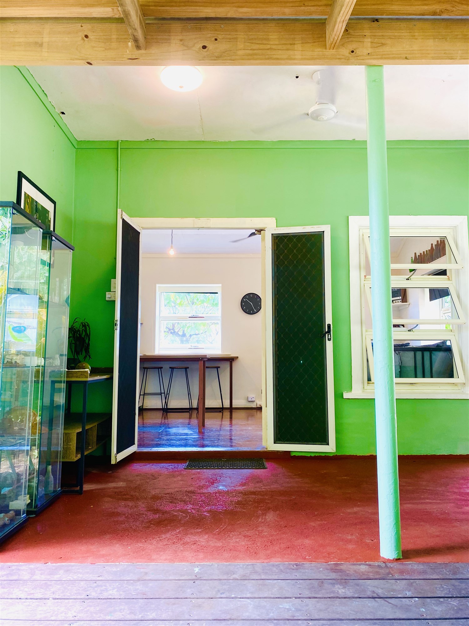 “Island Paradise Living: Charming Studio 3