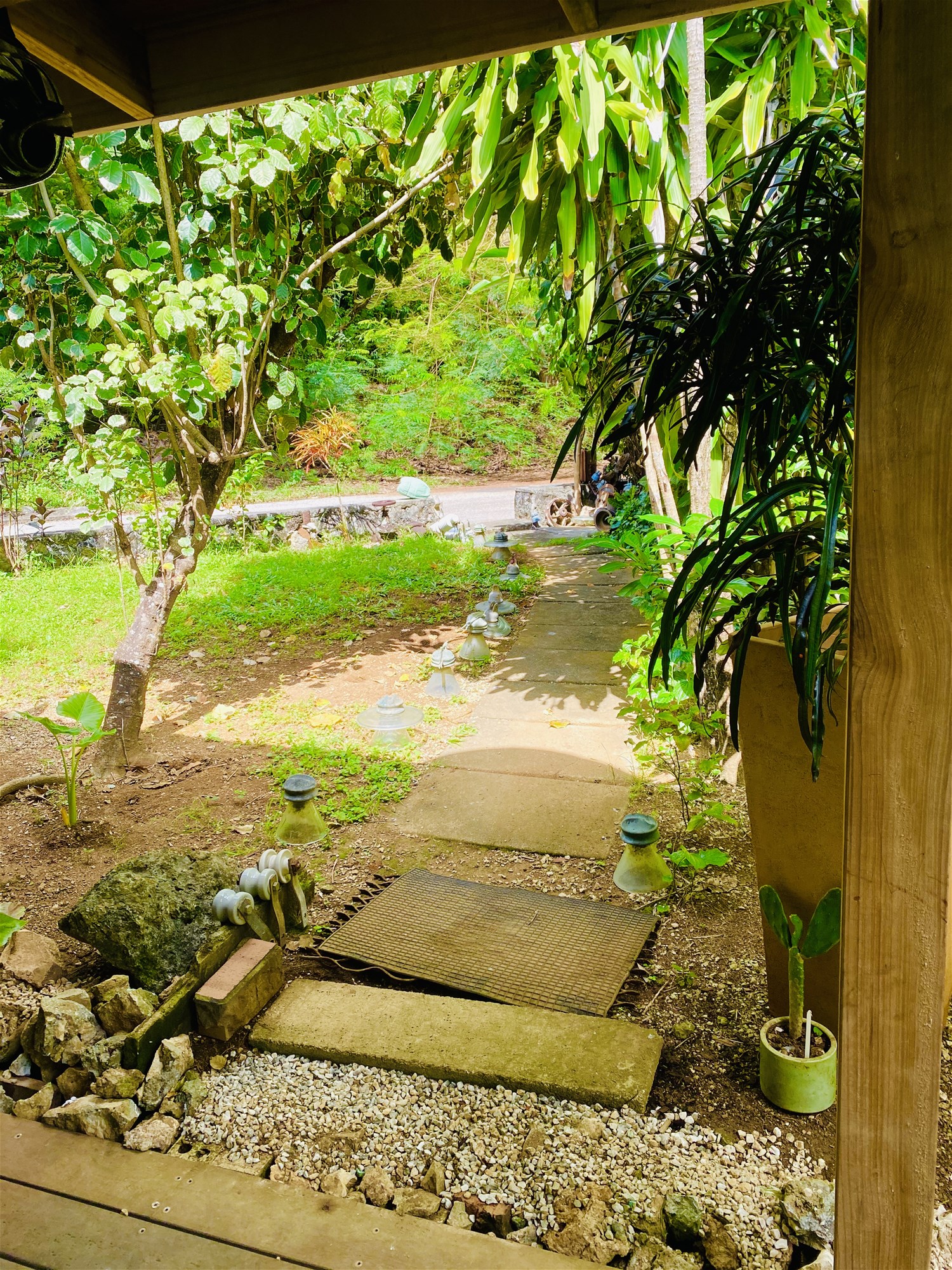 “Island Paradise Living: Charming Studio 5
