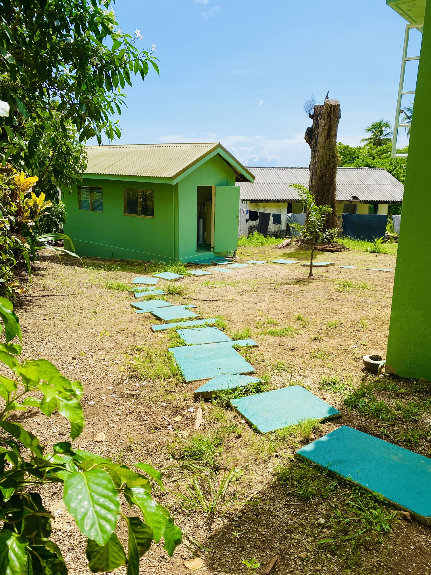 “Island Paradise Living: Charming Studio 9