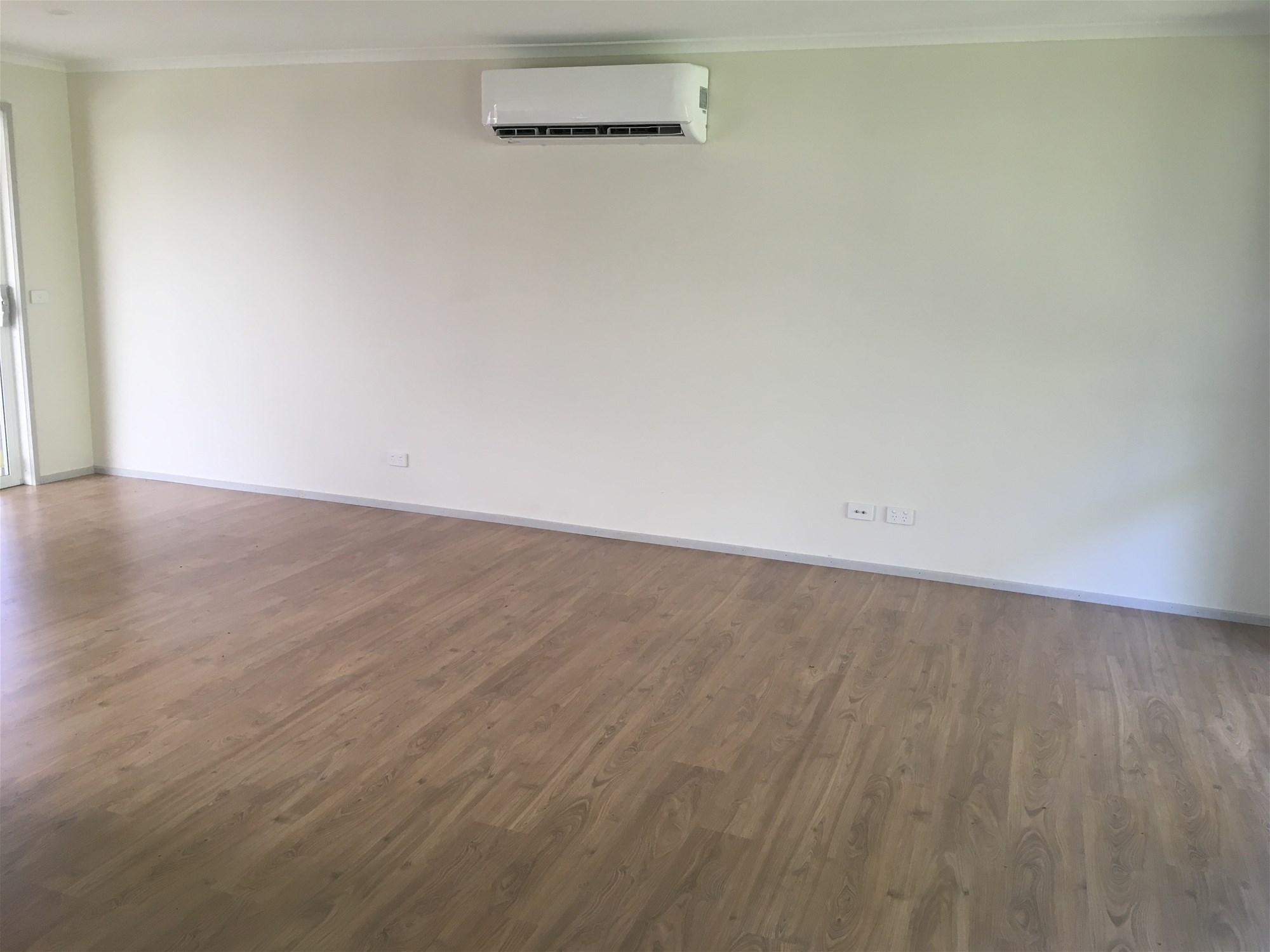 Free standing house for Sale 10