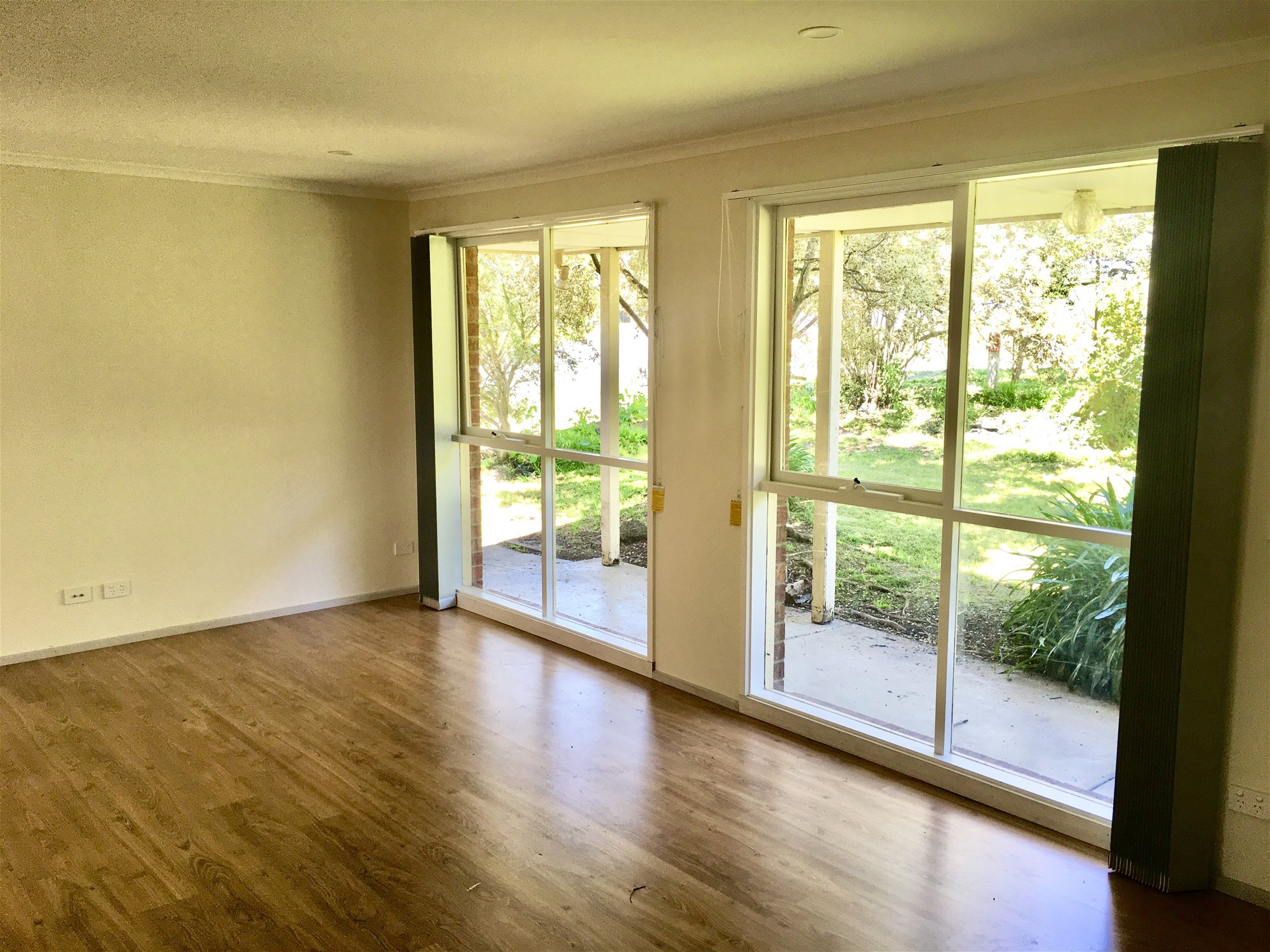 Free standing house for Sale 11