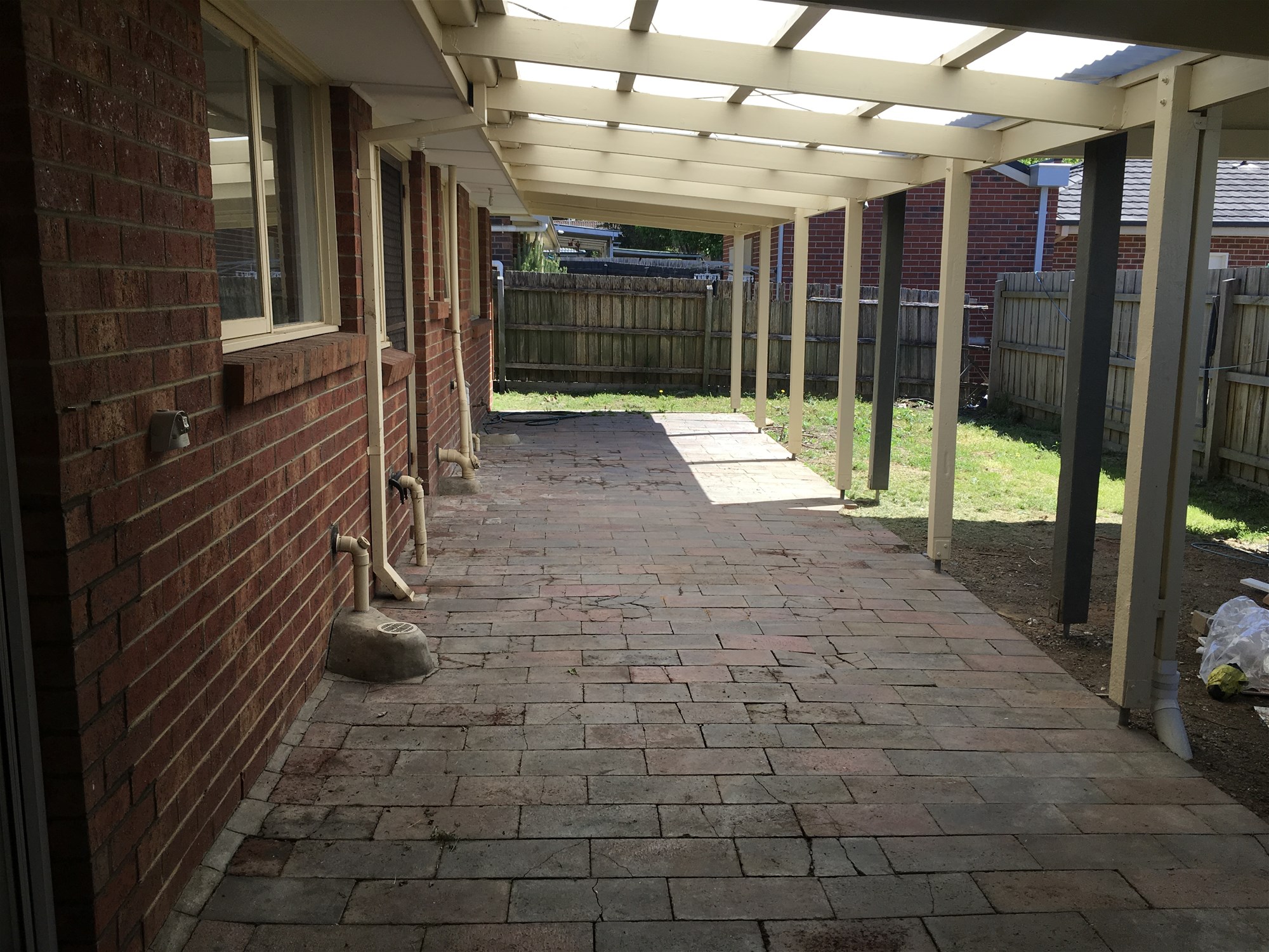 Free standing house for Sale 12