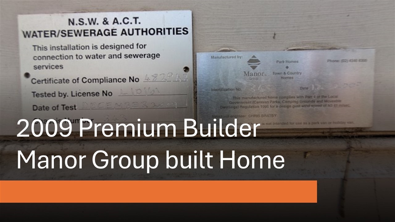 Two Bedroom Wollongong Beach House 13