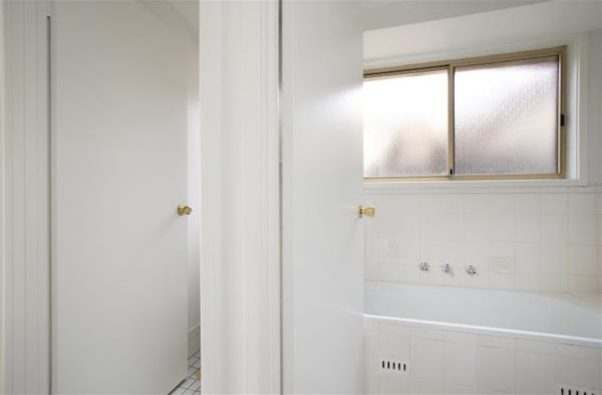 Sizeable family home or Investment 7