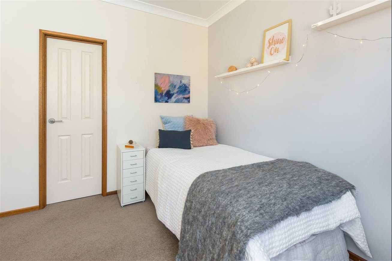 Ideal Spacious Family Home In 12