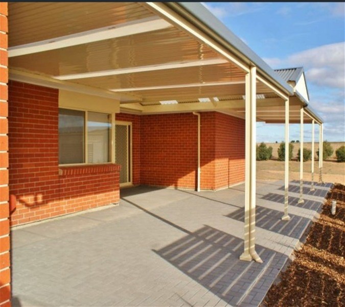 Ideal Spacious Family Home In 17