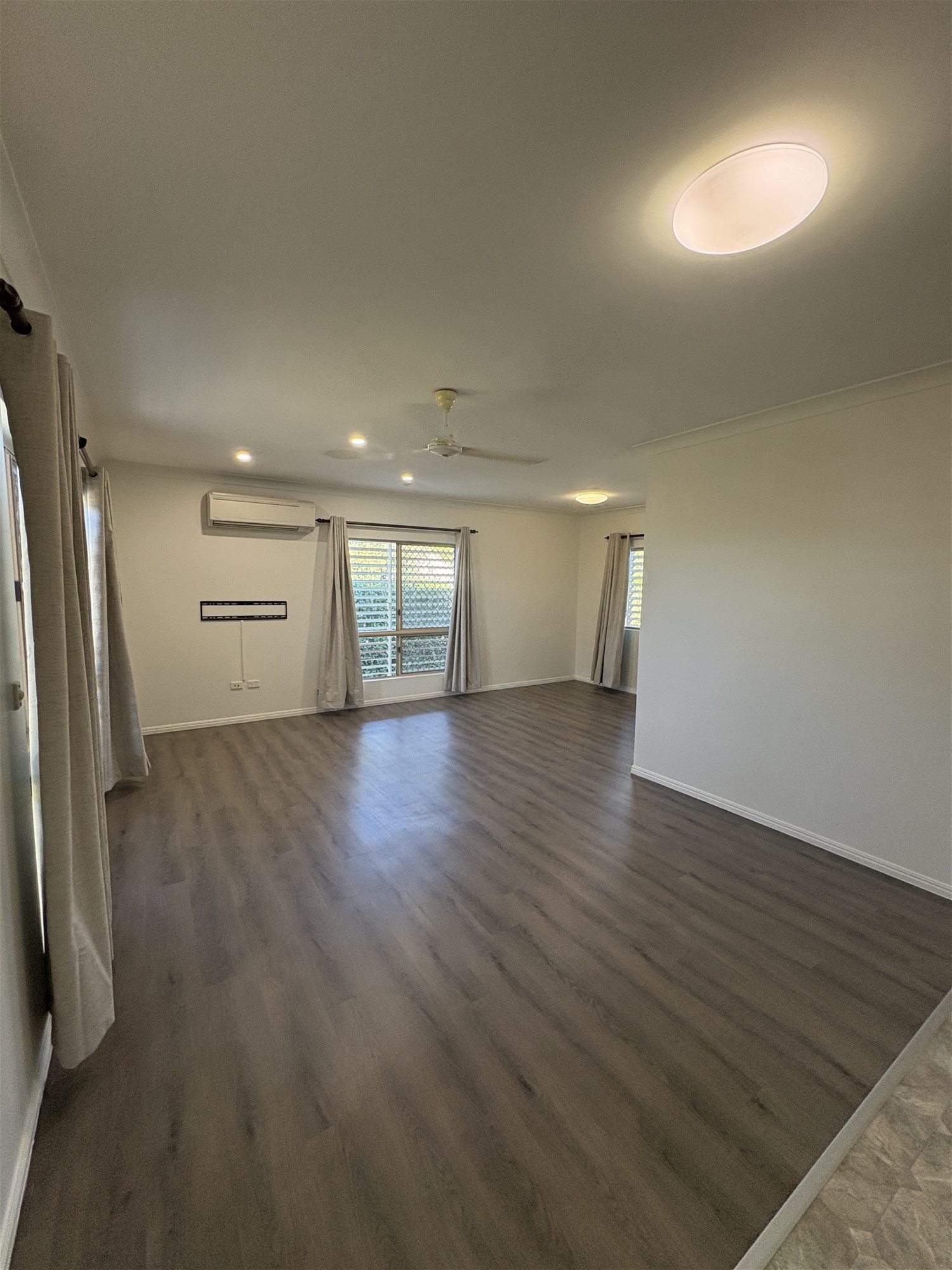 “Beautiful Family Home in Burdell: 9