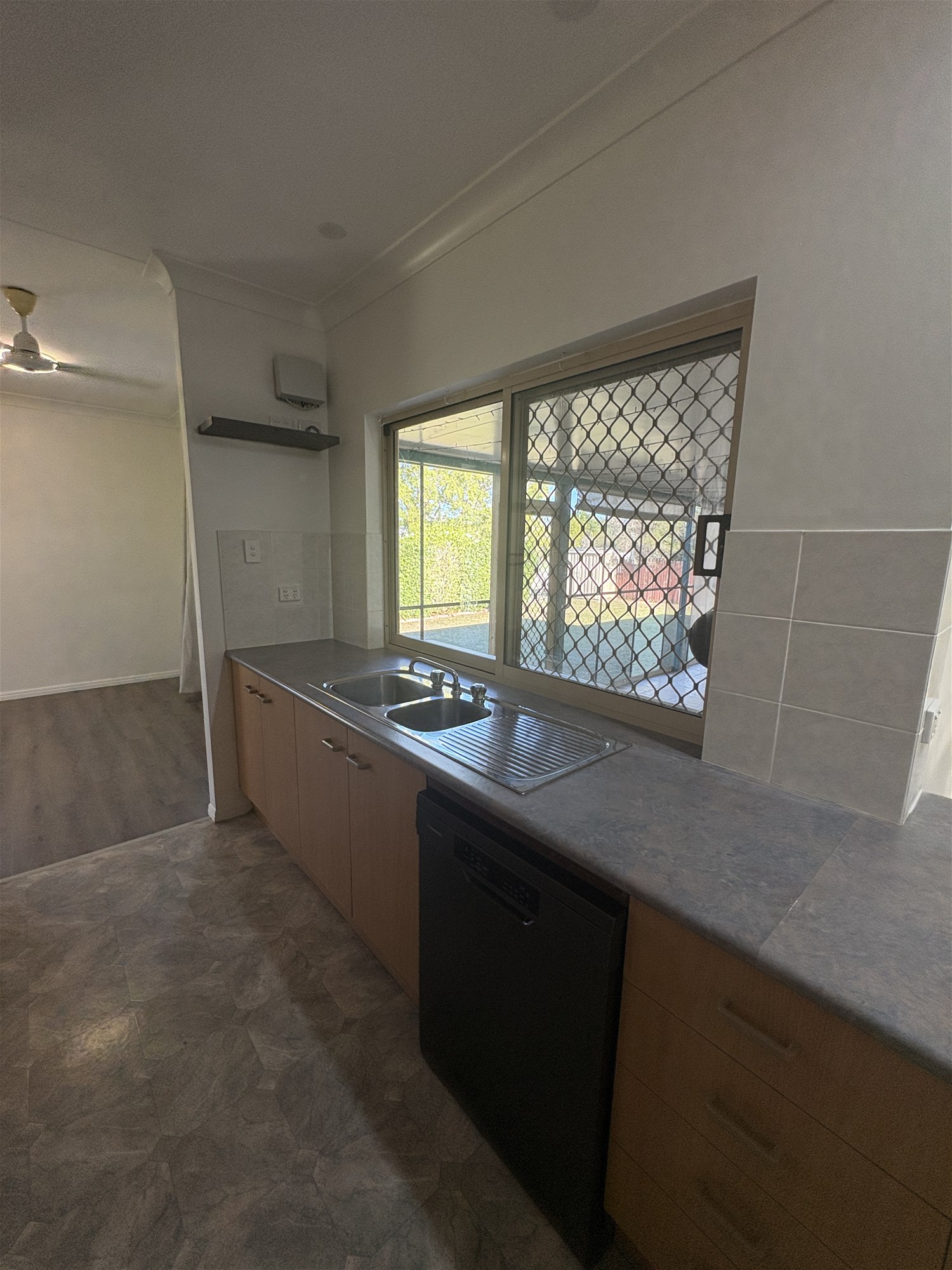“Beautiful Family Home in Burdell: 12