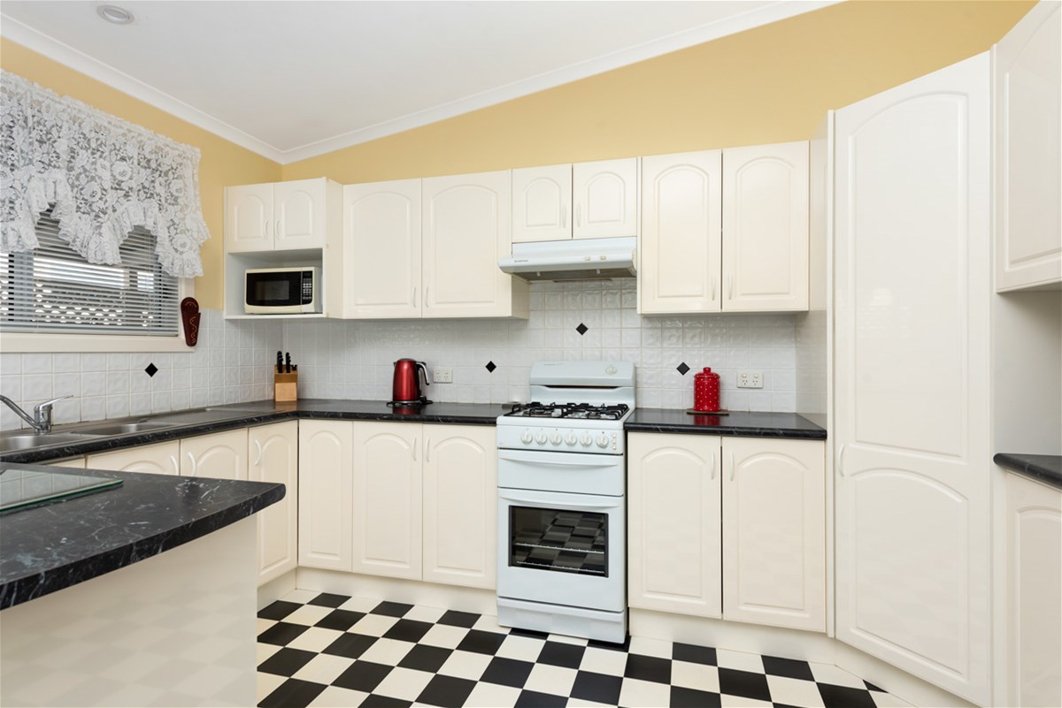 3 Bedroom Home in Ulladulla 4