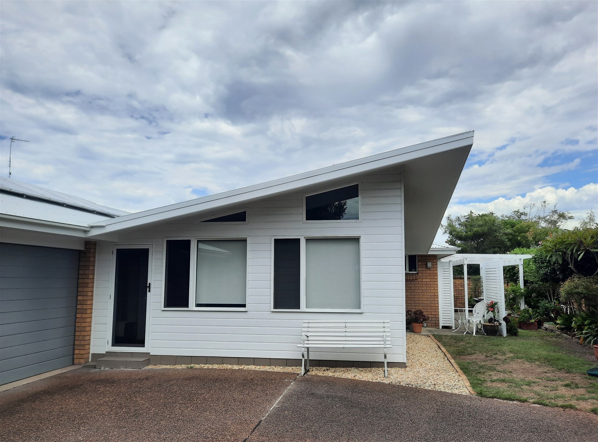 Spacious eco friendly house near 2