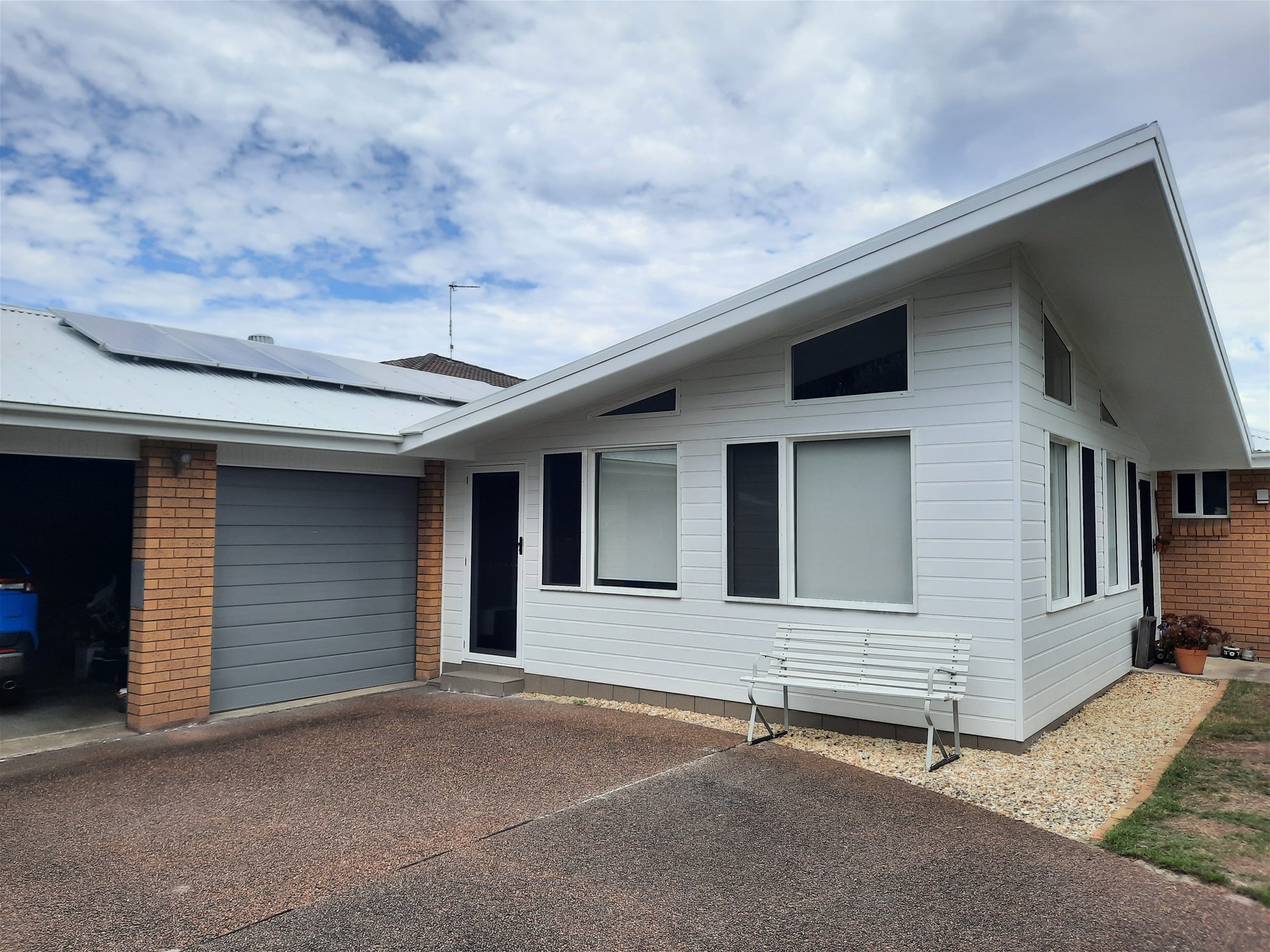 Spacious eco friendly house near 18