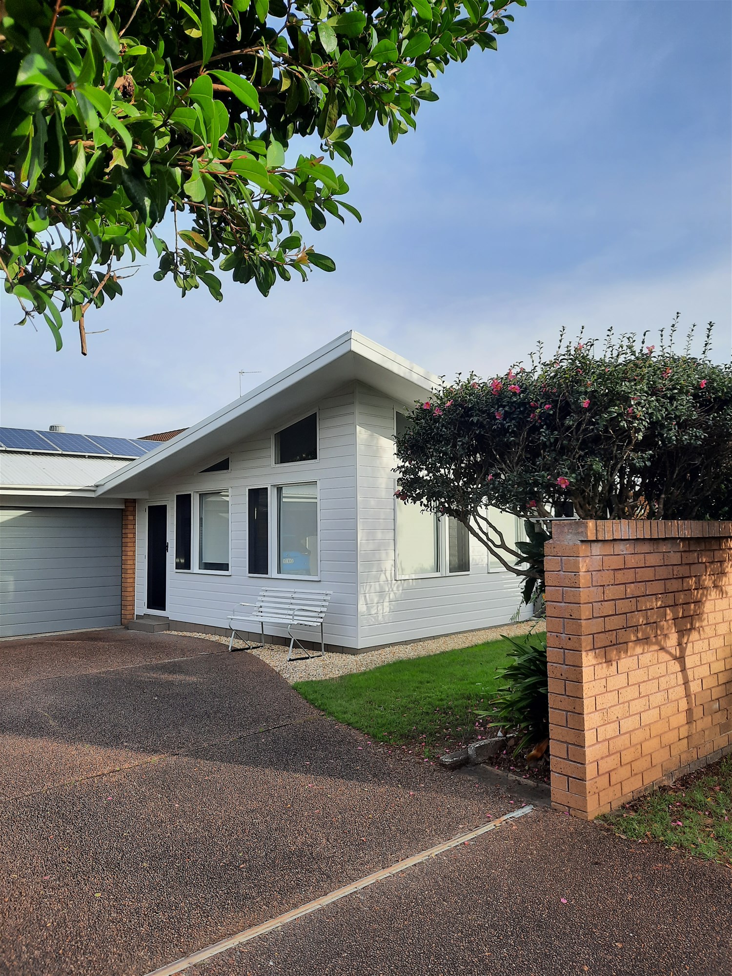 Spacious eco friendly house near 21