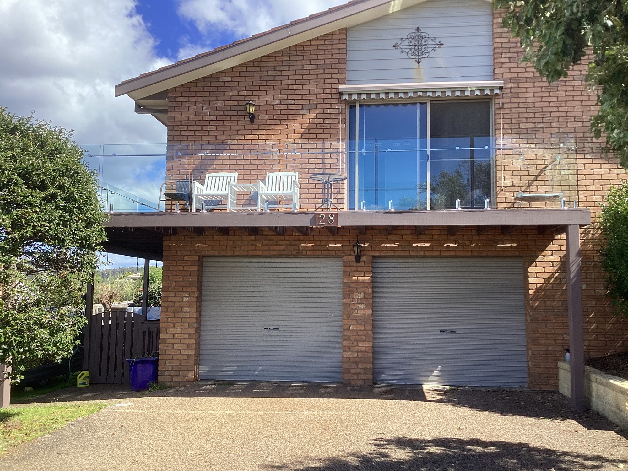 “Stunning Coastal Retreat: Immaculate House 6