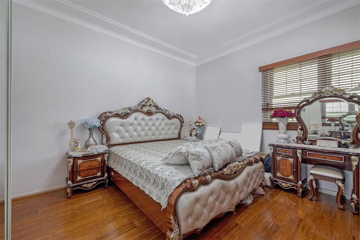 FULL BRICK 3 BEDROOM HOUSE 4