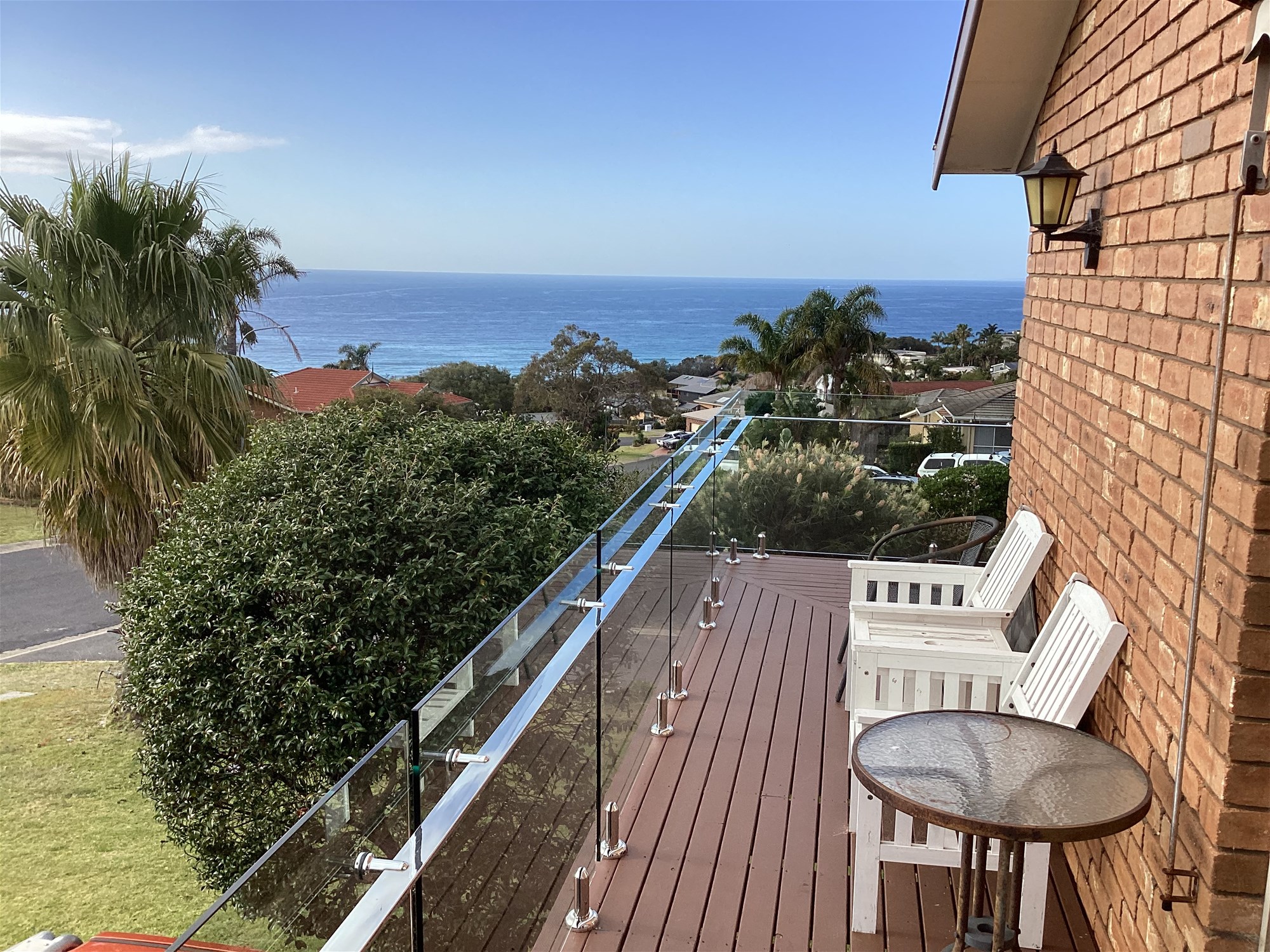 “Stunning Coastal Retreat: Immaculate House 2