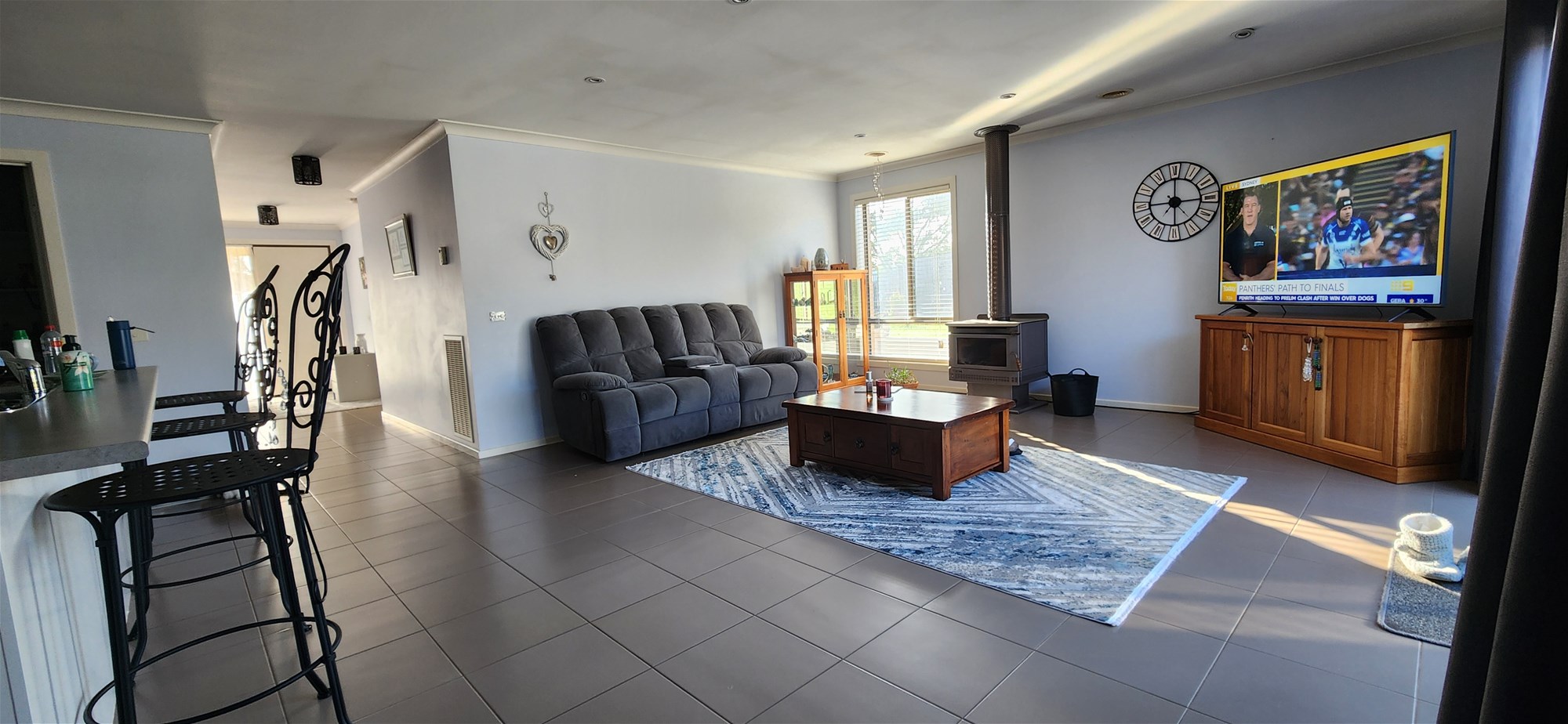 Family Home in Newlands Arm: 9