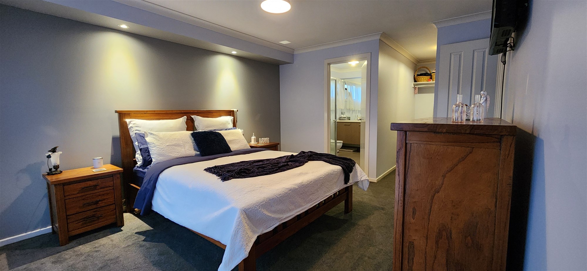 Family Home in Newlands Arm: 12