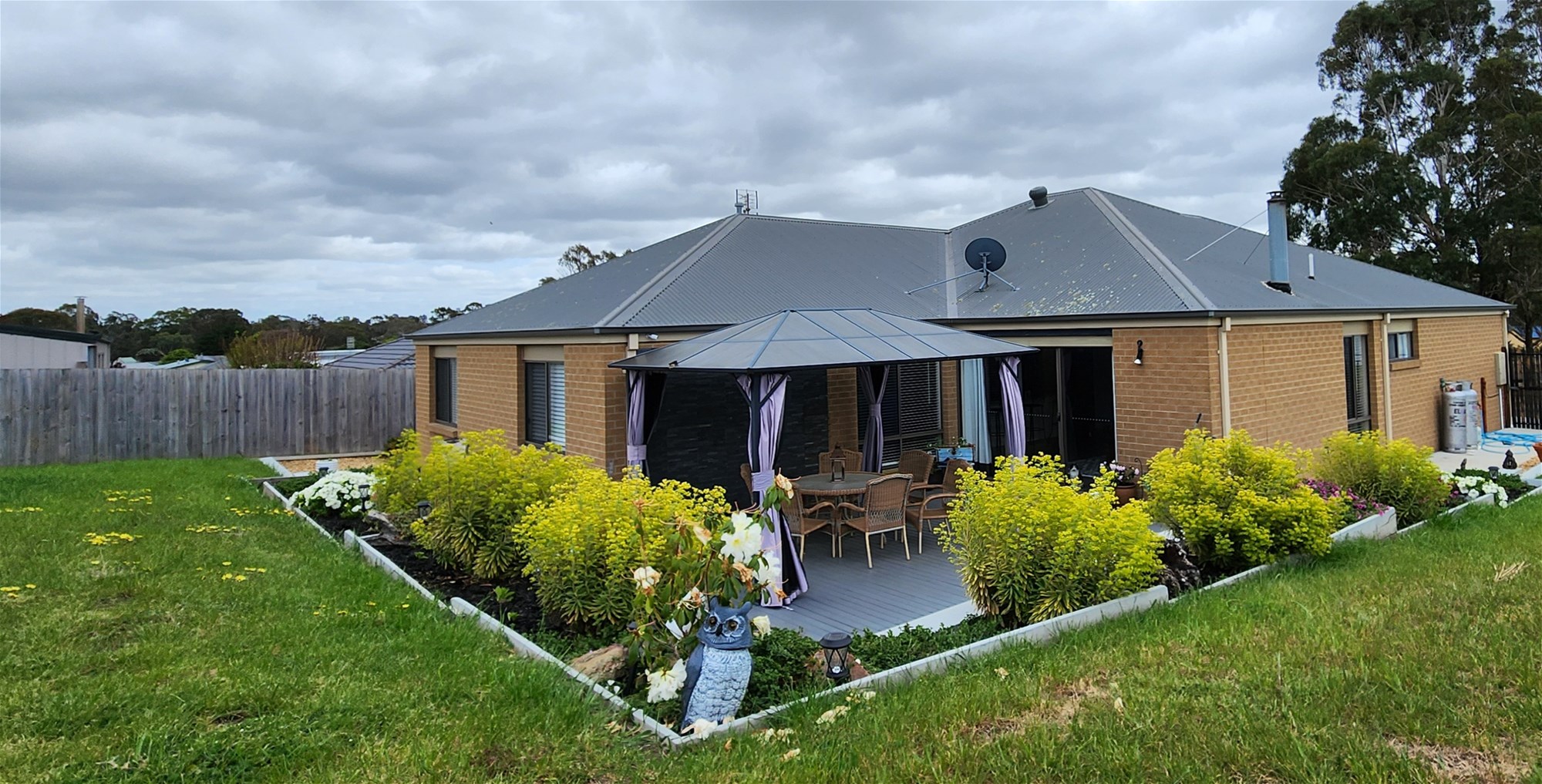 Family Home in Newlands Arm: 19