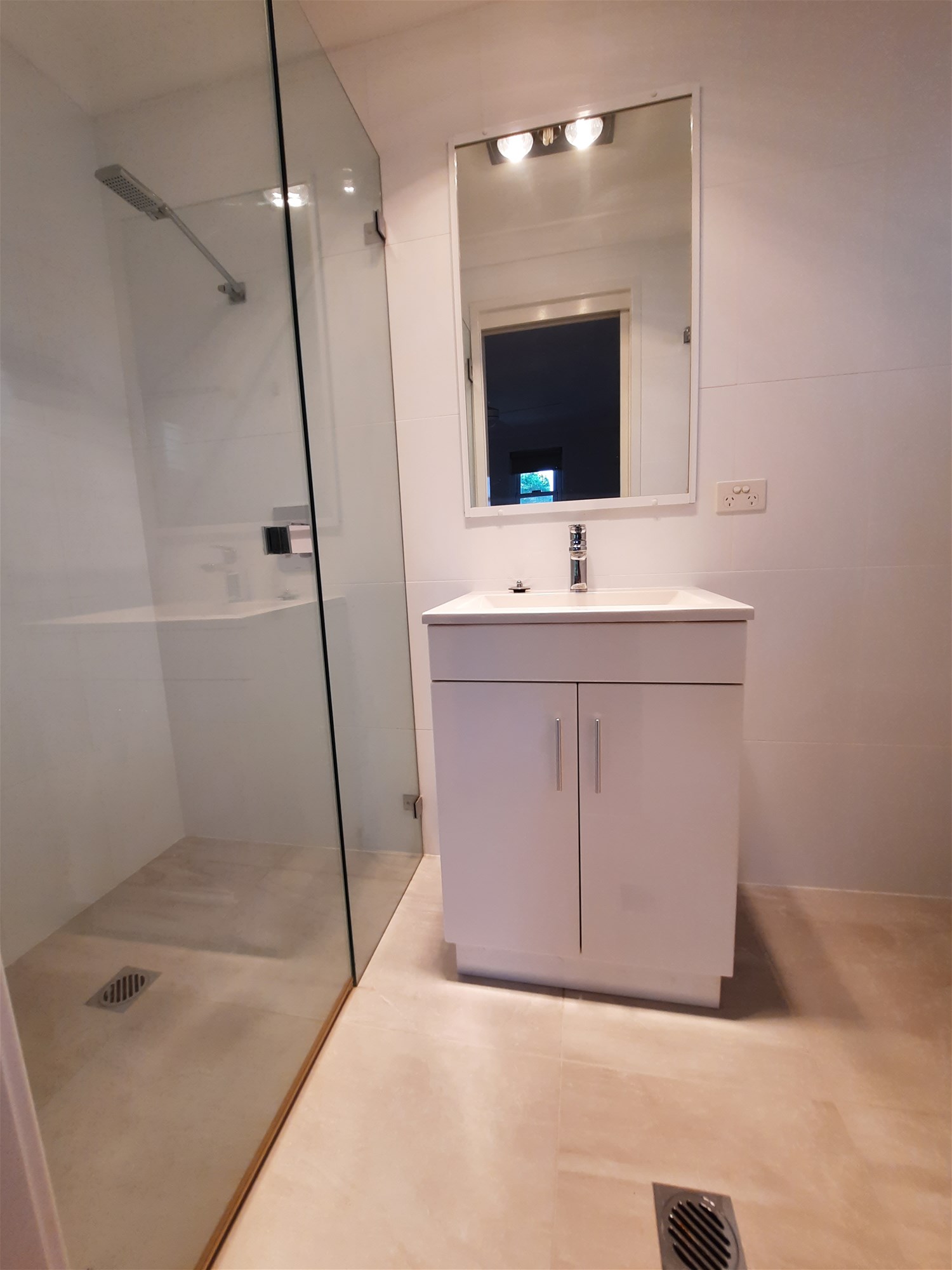 Spacious eco friendly house near 43