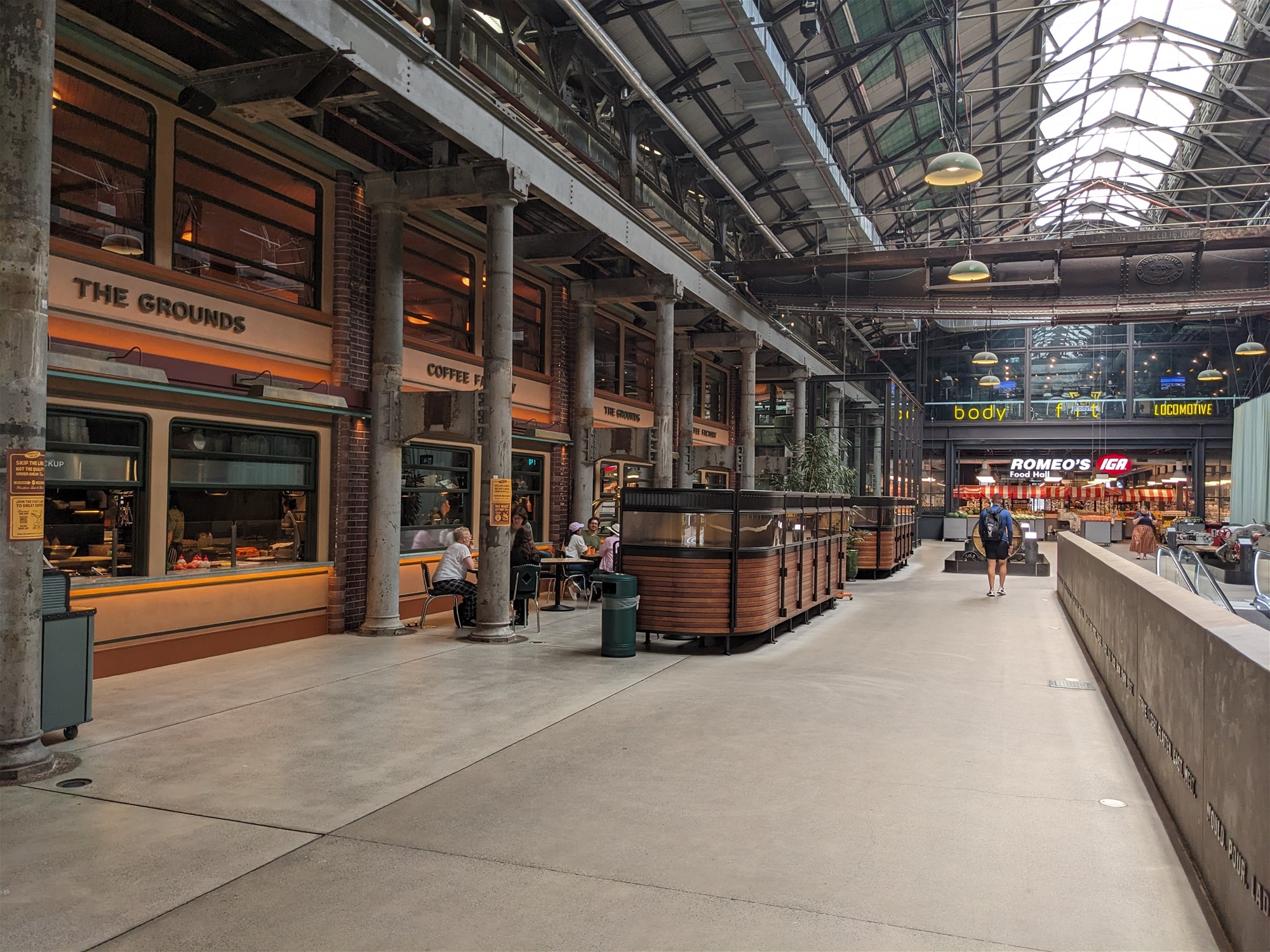 Luxury Dual-Level Penthouse Living with 17