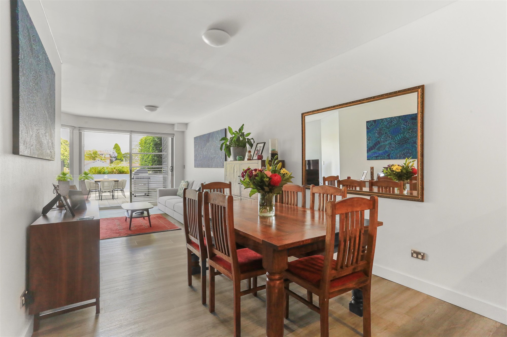 Chic Apartment with Very Large 3