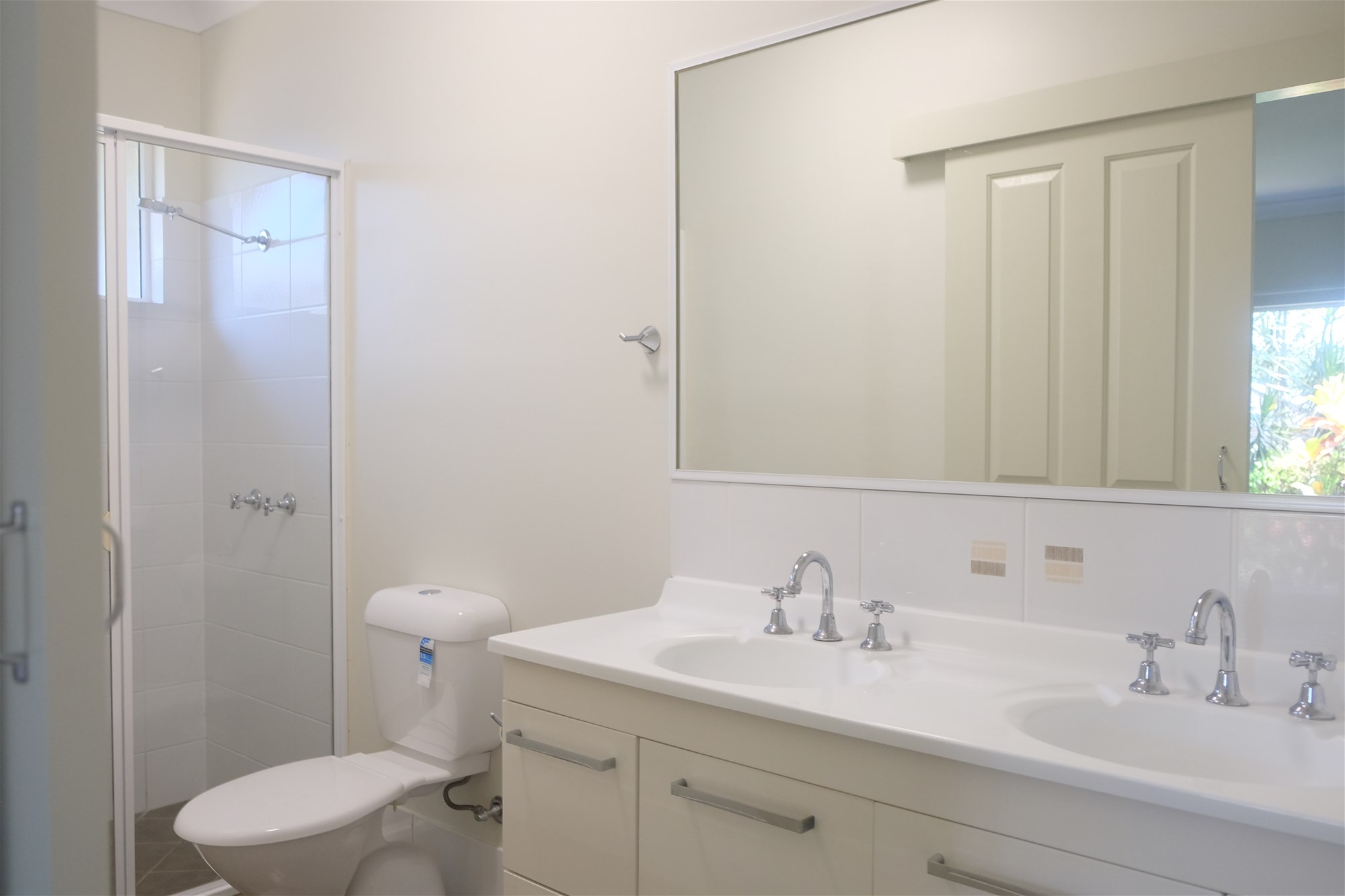 Move-In Ready Family Home with 10