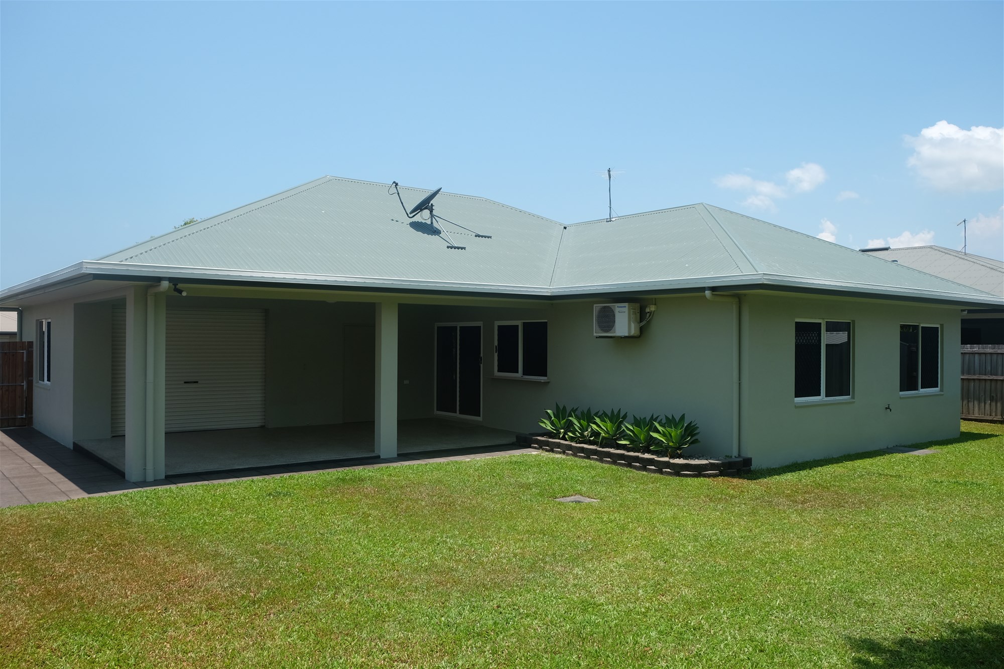 Move-In Ready Family Home with 28