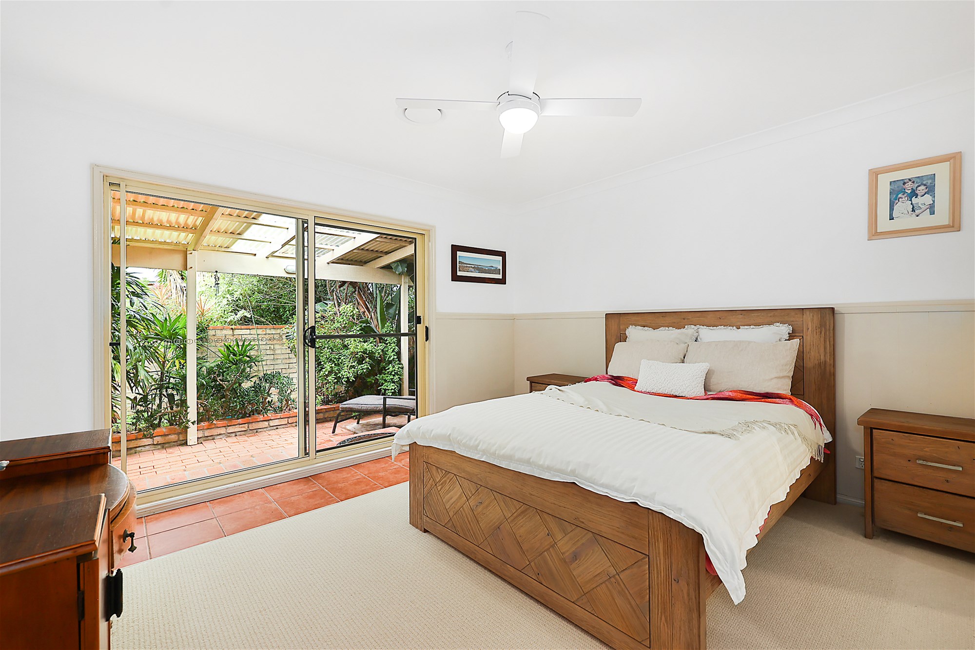 Country style living so close 6