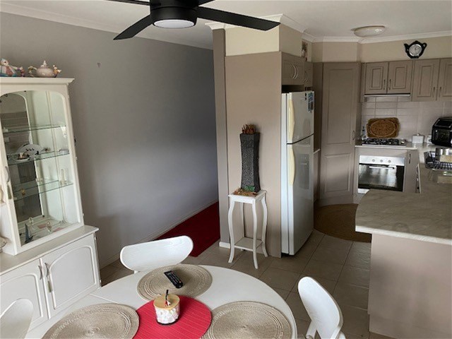 Stunning Home, room for 2 9