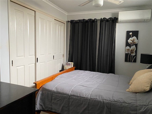 Stunning Home, room for 2 22