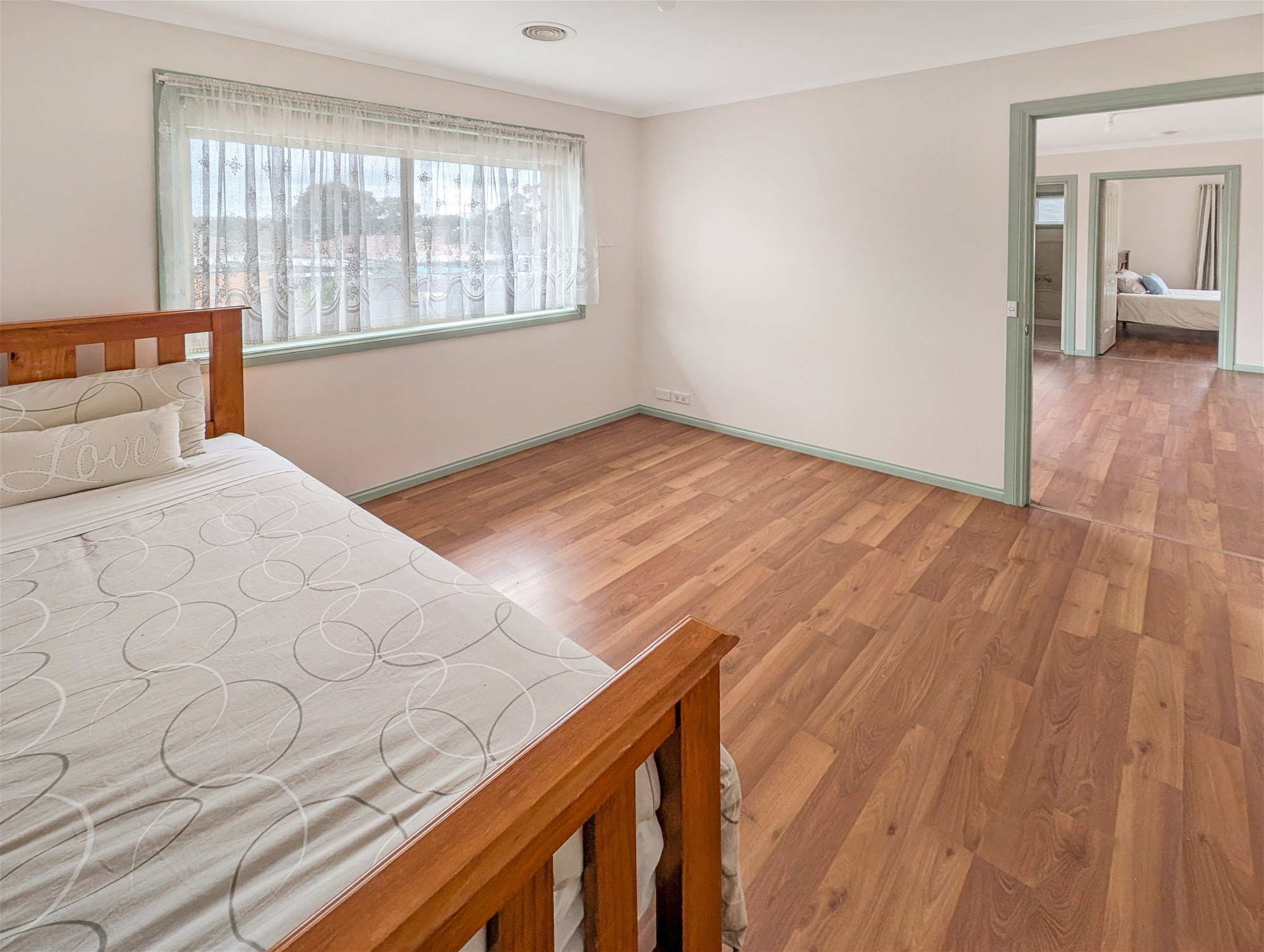 “Charming Family Home in Prime 8