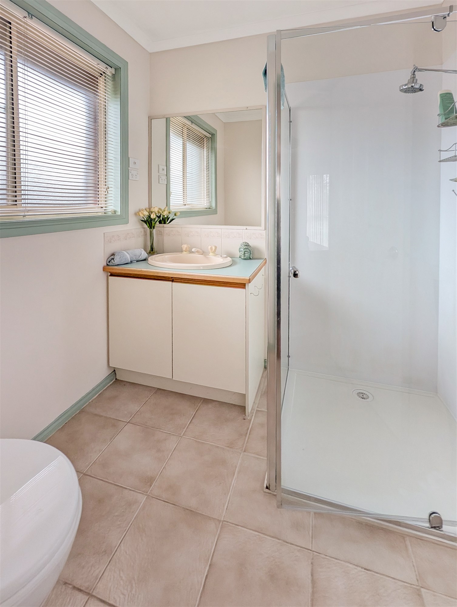 “Charming Family Home in Prime 11